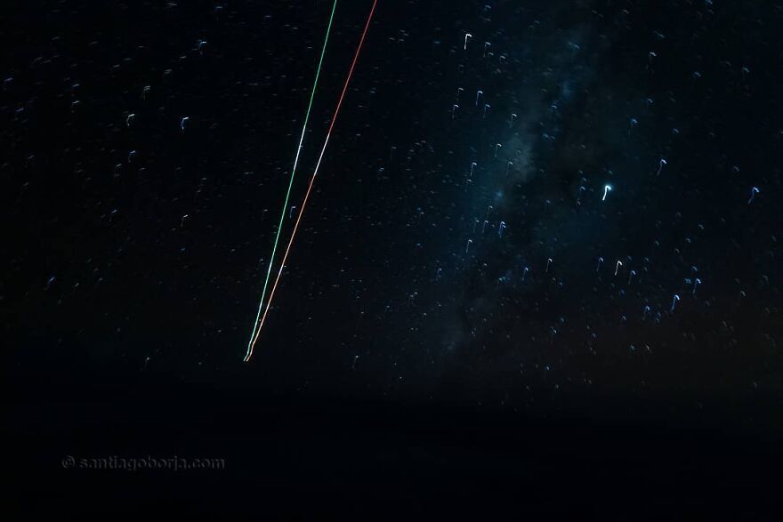 Flying High: Santiago Borja's Captivating Aerial Photography Above The Clouds (New Pics)