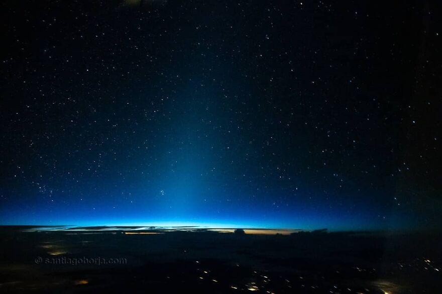 Flying High: Santiago Borja's Captivating Aerial Photography Above The Clouds (New Pics)