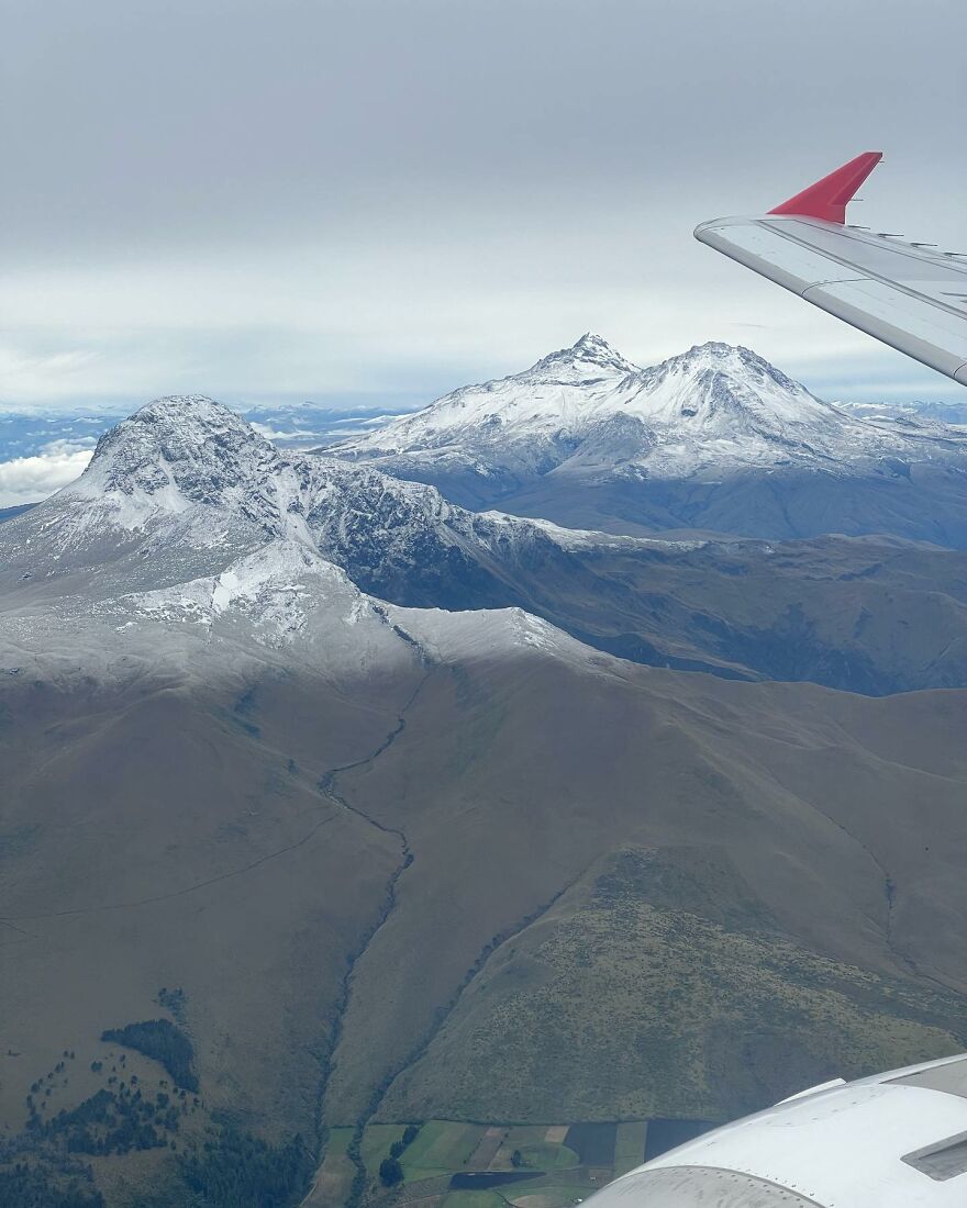 Flying High: Santiago Borja's Captivating Aerial Photography Above The Clouds (New Pics)