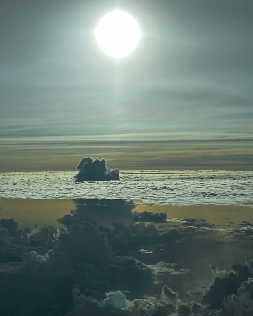 Flying High: Santiago Borja's Captivating Aerial Photography Above The Clouds (New Pics)