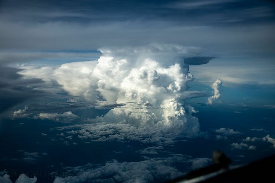 Flying High: Santiago Borja's Captivating Aerial Photography Above The Clouds (New Pics)