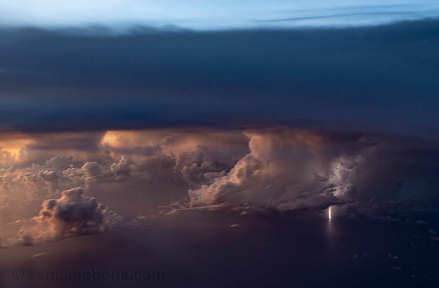 Flying High: Santiago Borja's Captivating Aerial Photography Above The Clouds (New Pics)