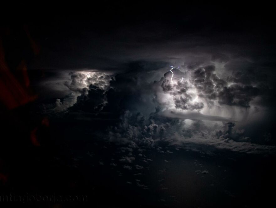 Flying High: Santiago Borja's Captivating Aerial Photography Above The Clouds (New Pics)