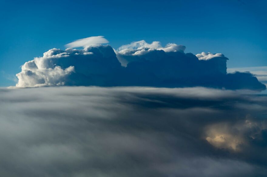 Flying High: Santiago Borja's Captivating Aerial Photography Above The Clouds (New Pics)