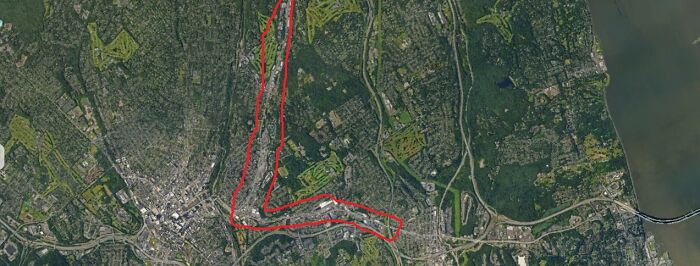 L. Coordinates: 41°01'31"N 73°49'29"W