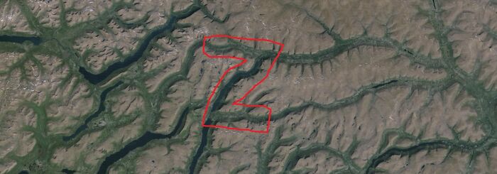 Z. Coordinates: 68°48'44"N 92°14'25"E