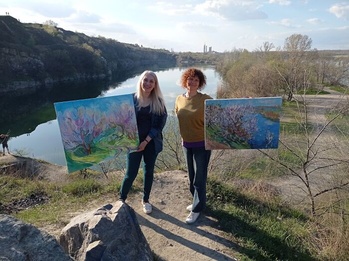 I'm Back At The Art Plenary (15 Pics)