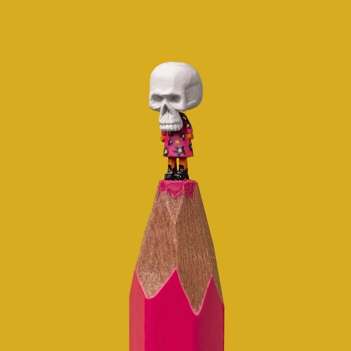 Impressive Miniature Sculptures On The Tip Of A Pencil (New Pics)