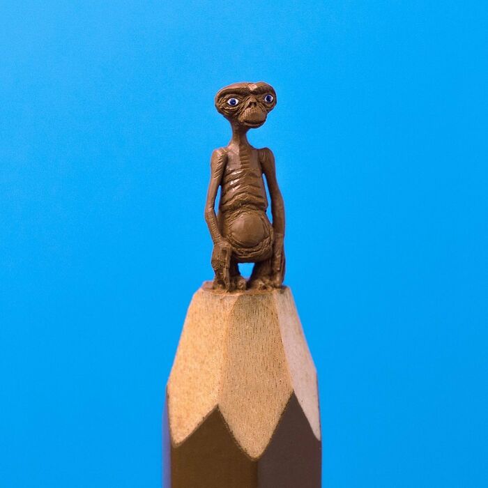 Impressive Miniature Sculptures On The Tip Of A Pencil (New Pics)