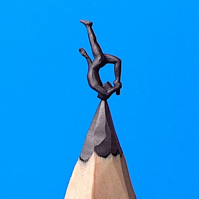 Impressive Miniature Sculptures On The Tip Of A Pencil (New Pics)