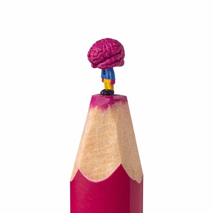 Impressive Miniature Sculptures On The Tip Of A Pencil (New Pics)