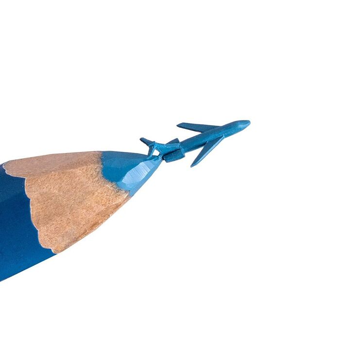 Impressive Miniature Sculptures On The Tip Of A Pencil (New Pics)