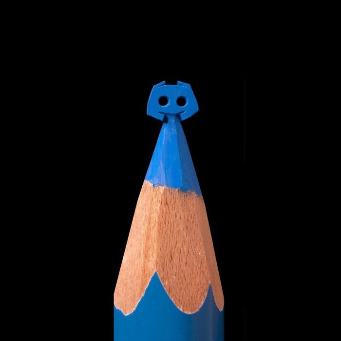 Impressive Miniature Sculptures On The Tip Of A Pencil (New Pics)