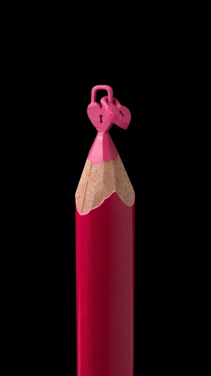 Impressive Miniature Sculptures On The Tip Of A Pencil (New Pics)