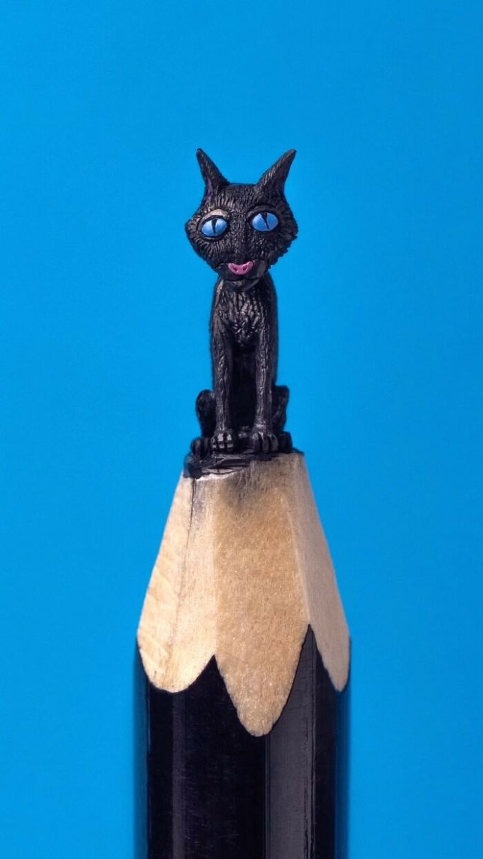 Impressive Miniature Sculptures On The Tip Of A Pencil (New Pics)