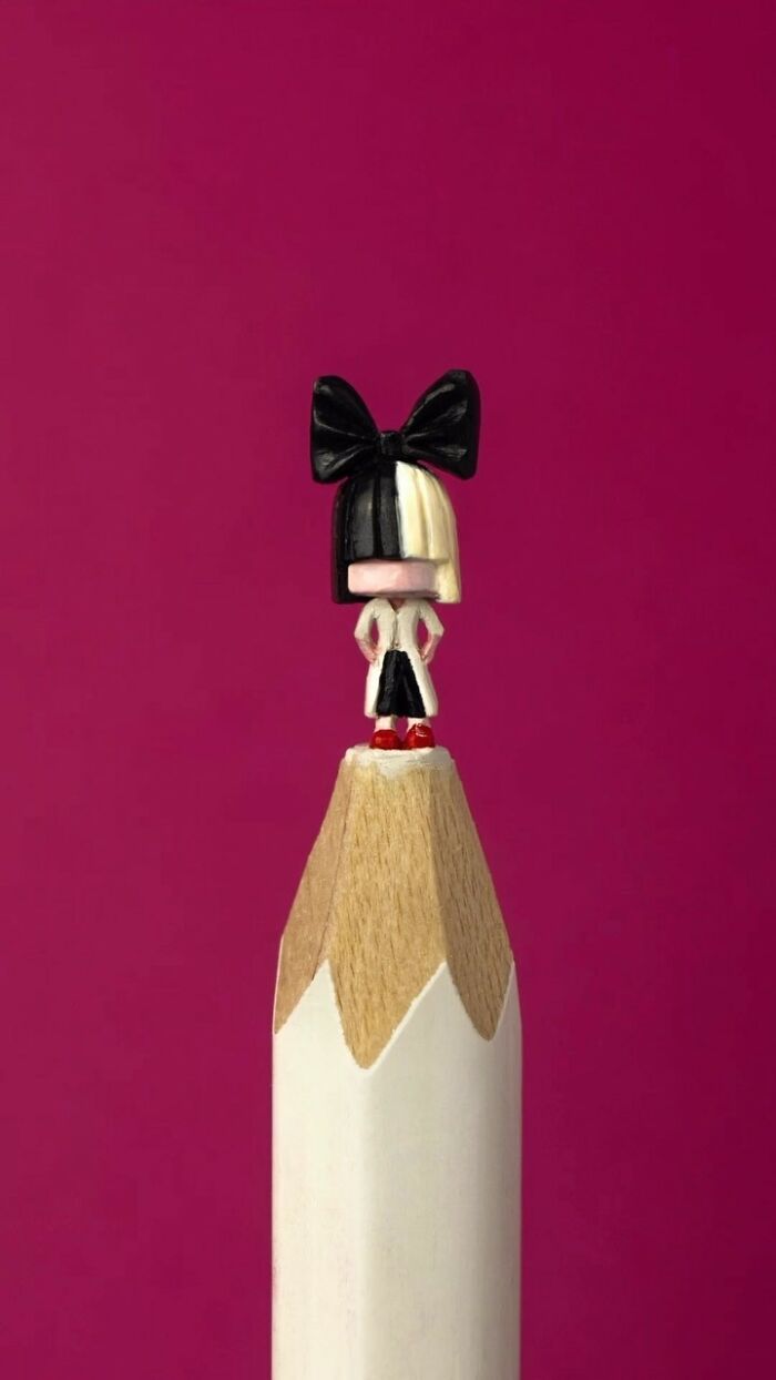 Impressive Miniature Sculptures On The Tip Of A Pencil (New Pics)