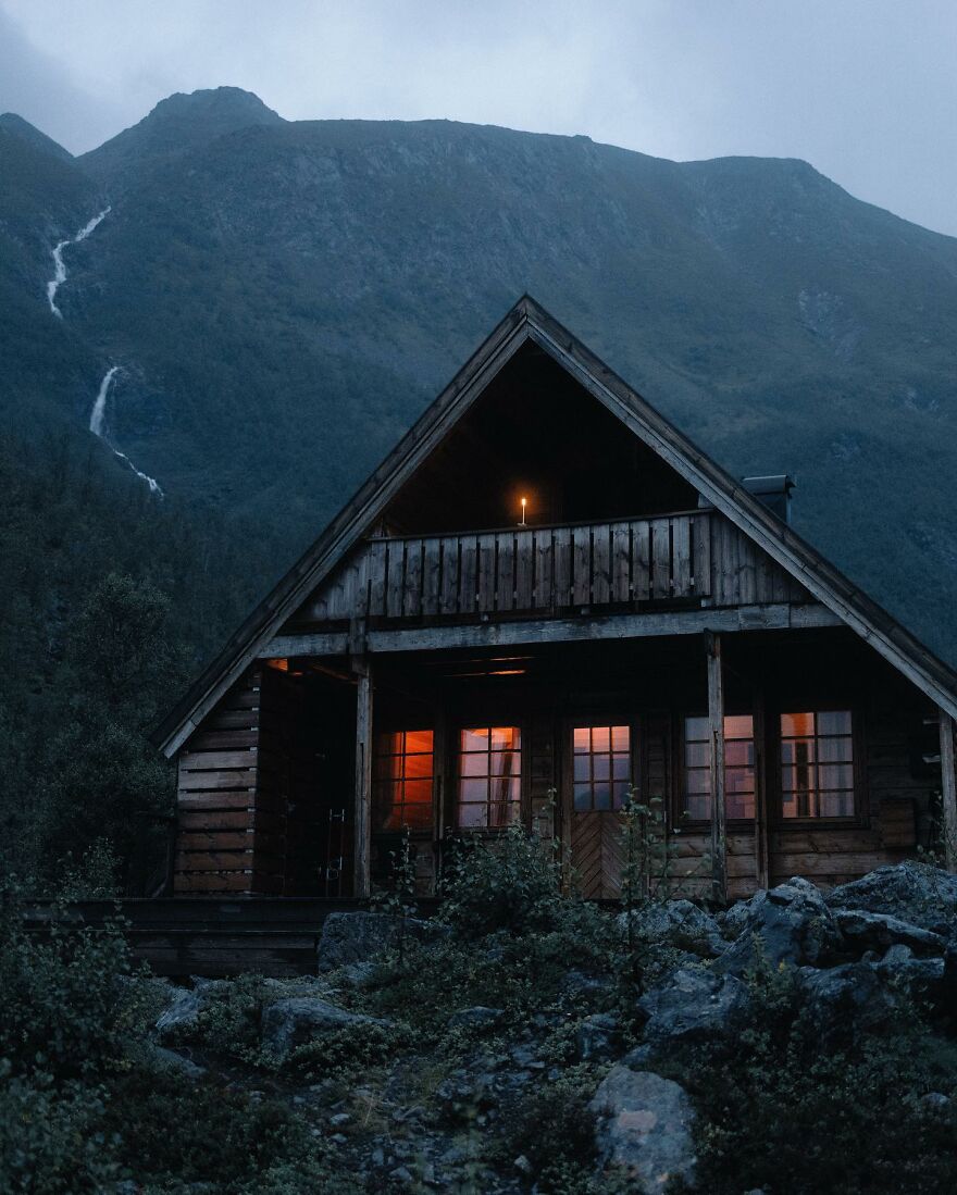 Into The Wild With Daniel Ernst: Capturing Nature's Majesty