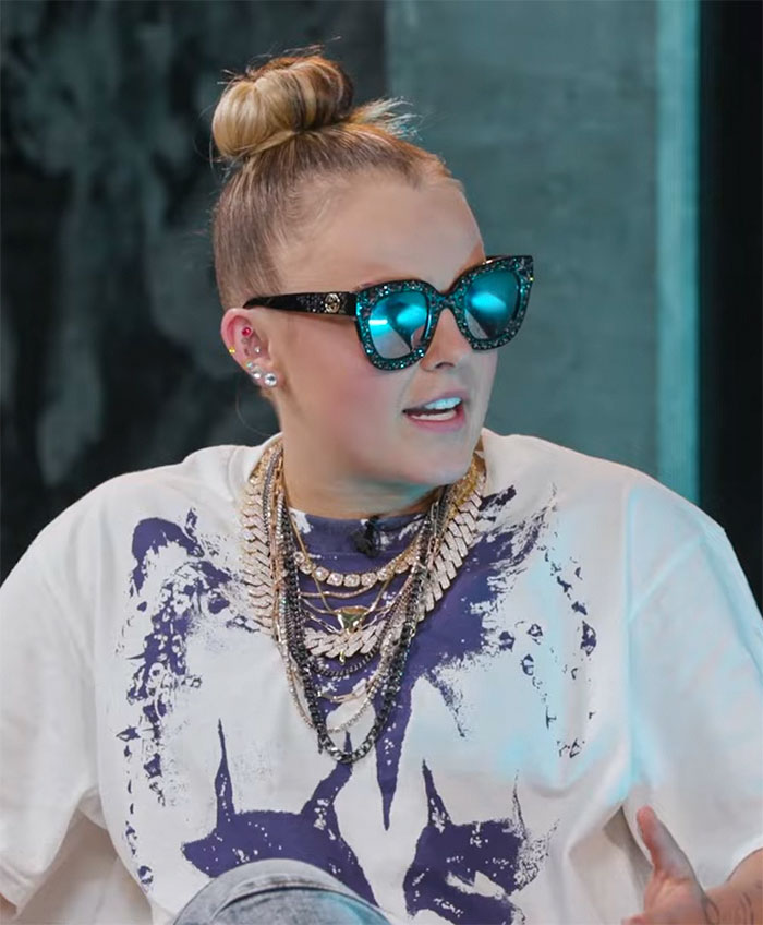 JoJo Siwa Slammed For Claiming She Invented New Genre Called &ldquo;Gay Pop&rdquo; In &ldquo;Cringey&rdquo; Interview
