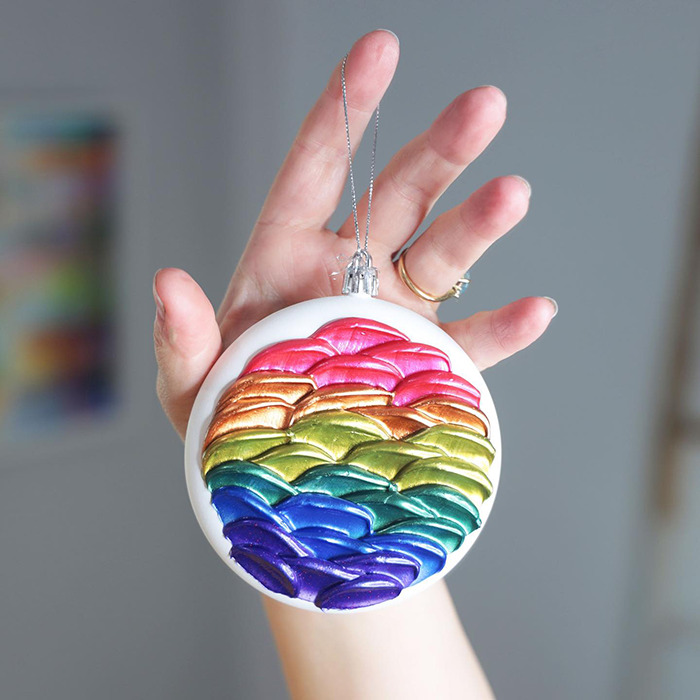 Meet Josie Lewis, The Woman Who Gave Up Her Job As A Waitress To Enchant The World With Her Arts