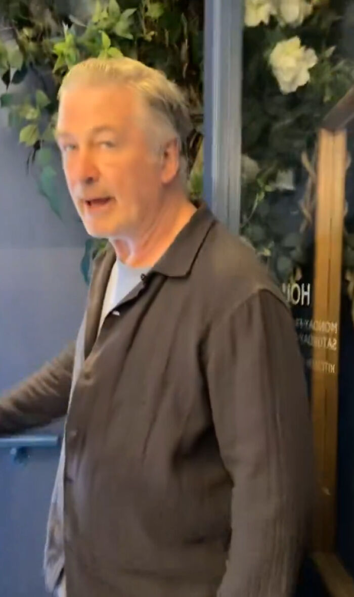 Crackhead Barney Talks About Harassing Alec Baldwin In Bizarre Piers Morgan Interview