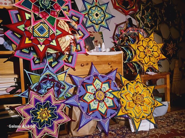 I Spent Thousands Of Hours Crafting Mandalas (5 Pics) I Spent Thousands Of Hours Crafting Mandalas (5 Pics)