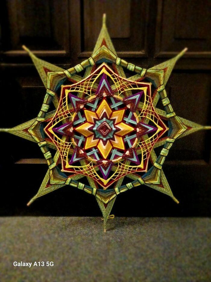 I Spent Thousands Of Hours Crafting Mandalas (5 Pics) I Spent Thousands Of Hours Crafting Mandalas (5 Pics)