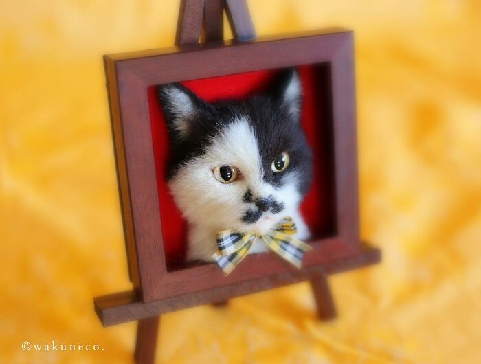 Hyper-Realistic 3D Cat Portraits From Felted Wool