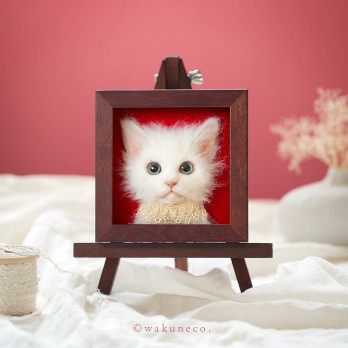 Hyper-Realistic 3D Cat Portraits From Felted Wool