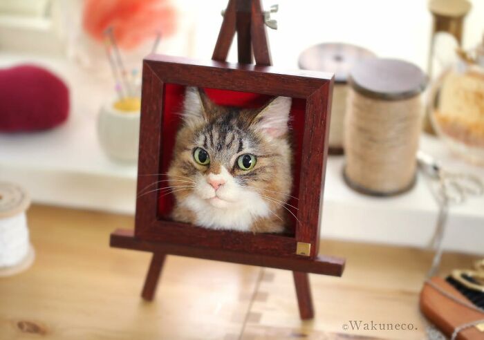 Hyper-Realistic 3D Cat Portraits From Felted Wool