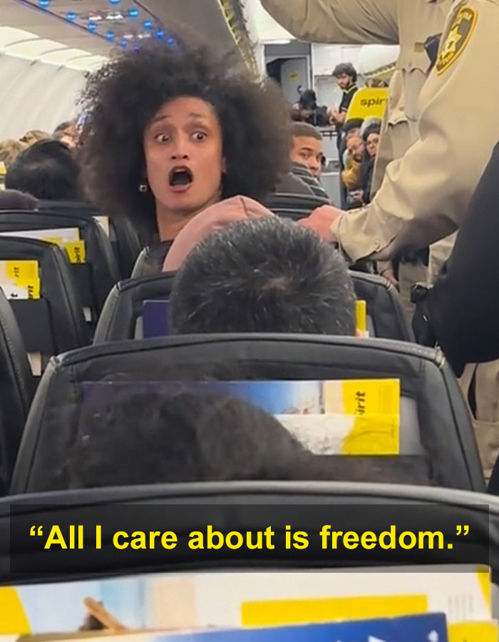 &ldquo;Jimia Carrey&rdquo;: Airline Passenger&rsquo;s Histrionics Go Viral After Public Freakout During Arrest