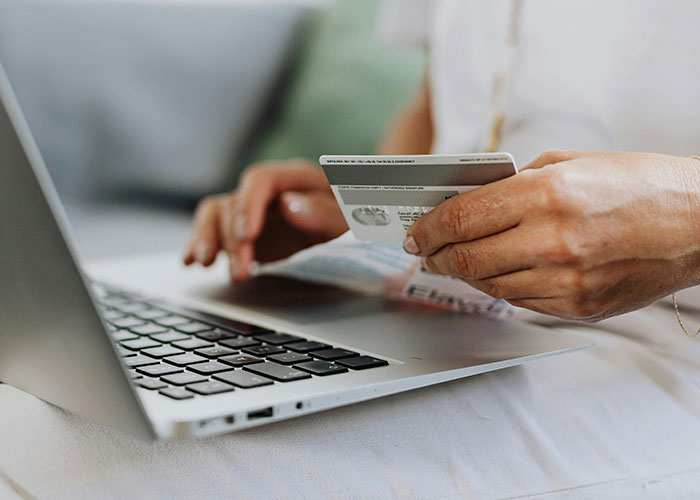 “If Buying Isn’t Owning, Piracy Isn’t Stealing”: 35 Tech Products That Are Huge Scams - 9