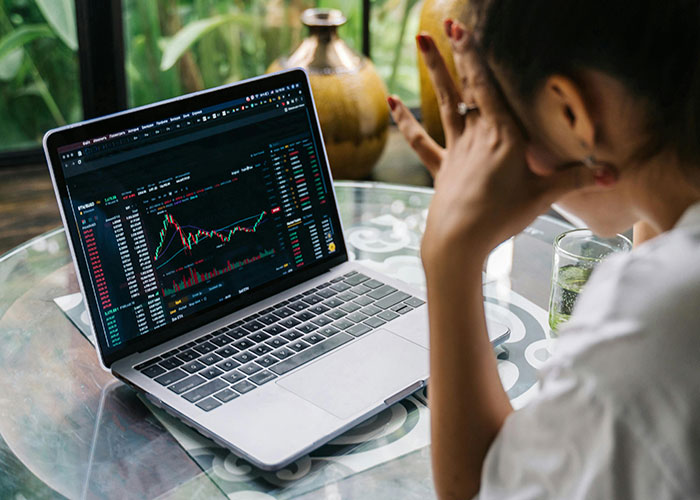 “If Buying Isn’t Owning, Piracy Isn’t Stealing”: 35 Tech Products That Are Huge Scams - 18