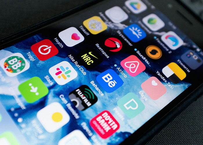 “If Buying Isn’t Owning, Piracy Isn’t Stealing”: 35 Tech Products That Are Huge Scams - 13