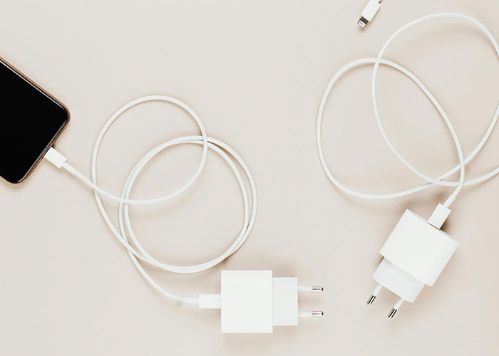 “If Buying Isn’t Owning, Piracy Isn’t Stealing”: 35 Tech Products That Are Huge Scams - 41