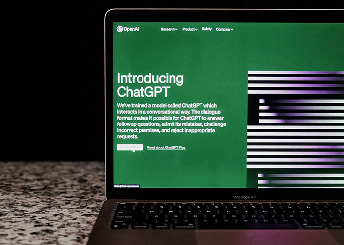 “If Buying Isn’t Owning, Piracy Isn’t Stealing”: 35 Tech Products That Are Huge Scams - 25