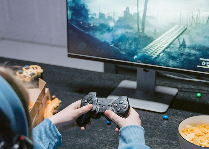 “If Buying Isn’t Owning, Piracy Isn’t Stealing”: 35 Tech Products That Are Huge Scams - 47