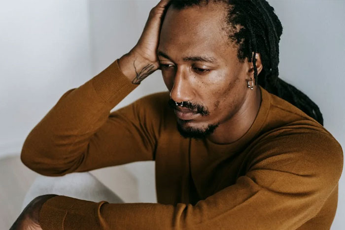 “She Brought It Upon Herself”: Man Considers Divorce After Wife’s Plastic Surgery - 1