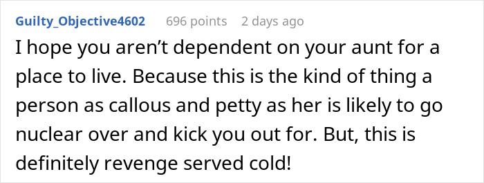 “They Swim And Die”: Aunt Refuses To Apologize For Ending Fish’s Life, Screams When Karma Hits “They Swim And Die”: Aunt Refuses To Apologize For Ending Fish’s Life, Screams When Karma Hits