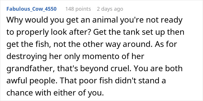 “They Swim And Die”: Aunt Refuses To Apologize For Ending Fish’s Life, Screams When Karma Hits “They Swim And Die”: Aunt Refuses To Apologize For Ending Fish’s Life, Screams When Karma Hits
