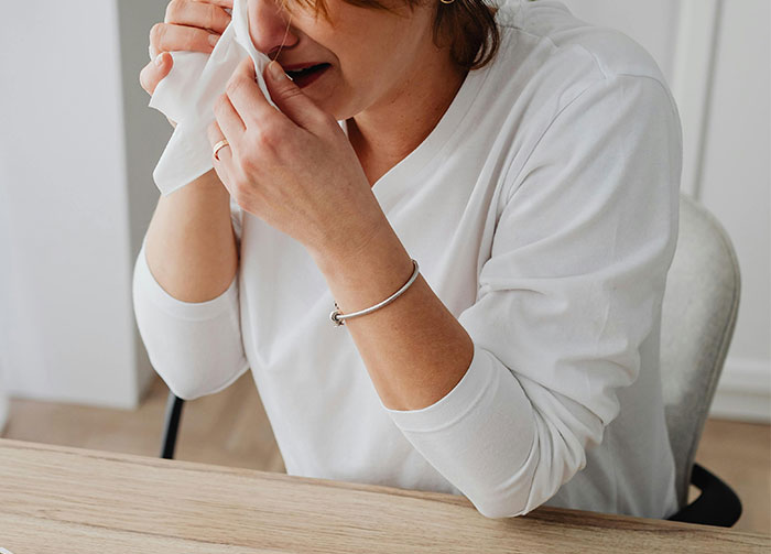 “They Swim And Die”: Aunt Refuses To Apologize For Ending Fish’s Life, Screams When Karma Hits “They Swim And Die”: Aunt Refuses To Apologize For Ending Fish’s Life, Screams When Karma Hits