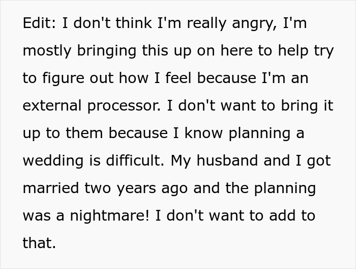 Woman Upset She Can’t Be A Bridesmaid Because Of Bride’s OCD, Splits The Internet - 8