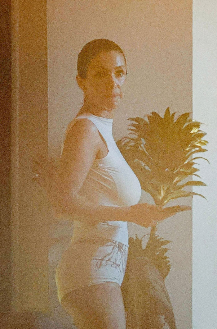 Bianca Censori Back To Revealing Outfits After Kanye West’s Vulgar Comment About Her Bianca Censori Back To Revealing Outfits After Kanye West’s Vulgar Comment About Her