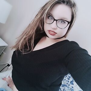 chloeelaine-51401 avatar