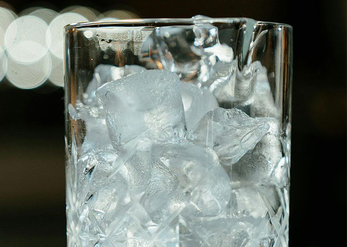 “I Was Chewing Ice”: 35 Cancer Survivors Share The Subtle And Overt Signs That Something Was Wrong - 10