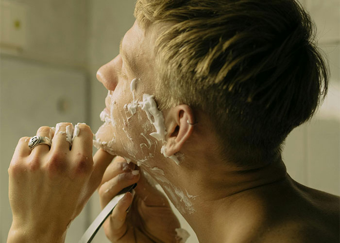 “I Was Chewing Ice”: 35 Cancer Survivors Share The Subtle And Overt Signs That Something Was Wrong - 23