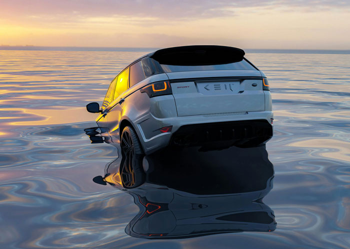 ER Doctor Lists 4 Things To Remember If Your Car Falls Into Water, People Online Are Thanking Her