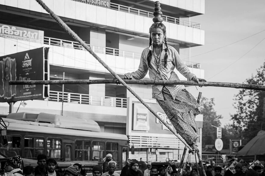 Hana Peskova Unveils The Global Face Of Child Labour (20 Pics)