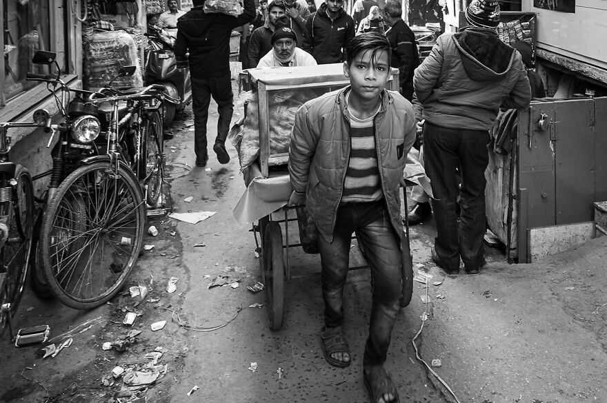 Hana Peskova Unveils The Global Face Of Child Labour (20 Pics)