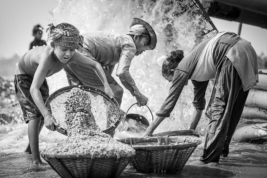 Hana Peskova Unveils The Global Face Of Child Labour (20 Pics)