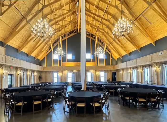 After Paying $10K And Inviting 185 Guests, Woman’s Dream Wedding Venue Disappears Overnight After Paying $10K And Inviting 185 Guests, Woman’s Dream Wedding Venue Disappears Overnight